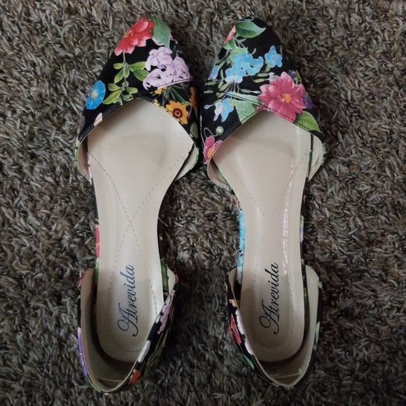 Atrevida Shoes - Floral flats
